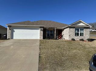 35 Summer Wind Rd, Conway, AR 72032