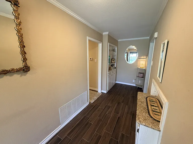 2601 Oxford Ave — Photo 19