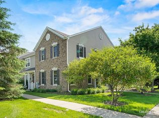 359 Springbrook Trl S, Oswego, IL 60543