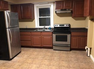 93 Laurel St #1, Manchester, NH 03103