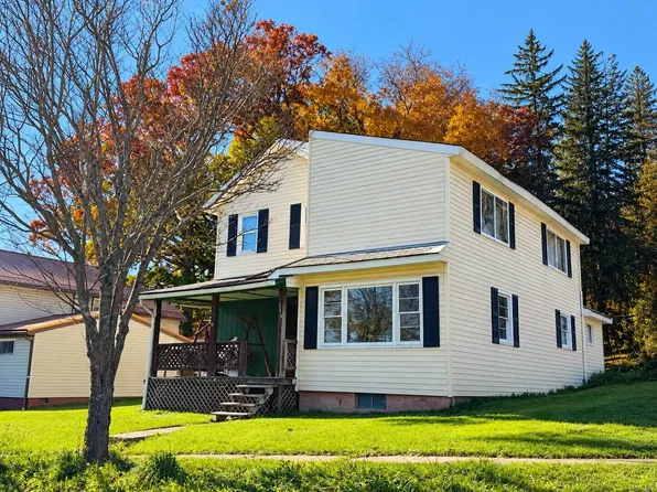 318 Spring St, Emporium, PA 15834