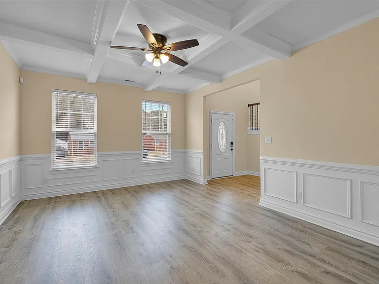 710 Beach Rd — Photo 16