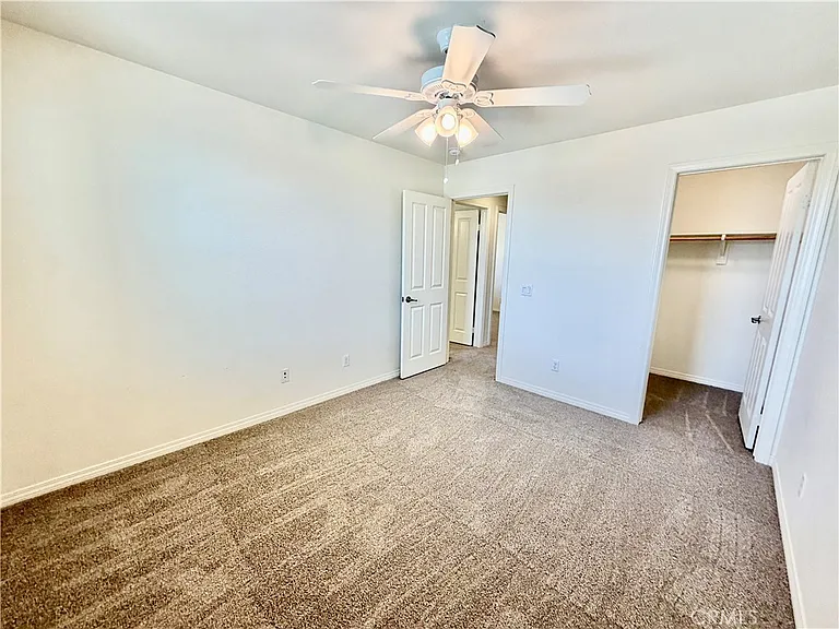 38129 Turning Leaf Ct — Photo 48