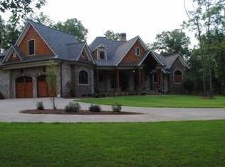 11 Hunt Club Ln, Cartersville, GA 30120