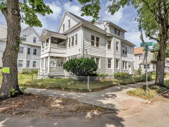 32-34 Vermont St, Springfield, MA 01108
