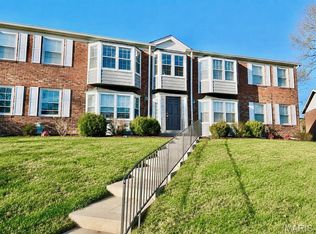 611 Thunderbird Ct, Chesterfield, MO 63017