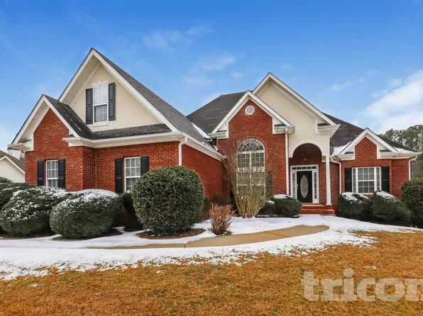 115 Victor Ln, Fayetteville, GA 30214