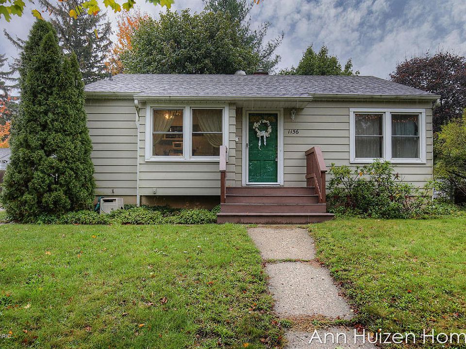 1st image of 1156 Ecklund St NE