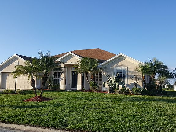 4th image of 463 Terranova St