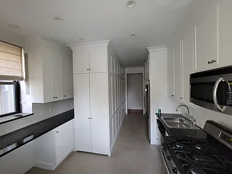 Rented by ONE Manhattan Real Estate