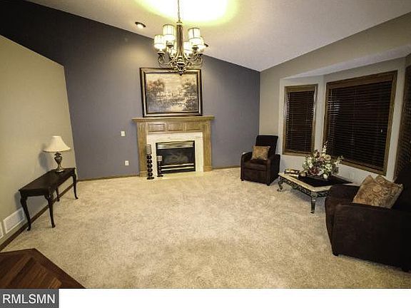 5th image of 15609 Fremont Ave S
