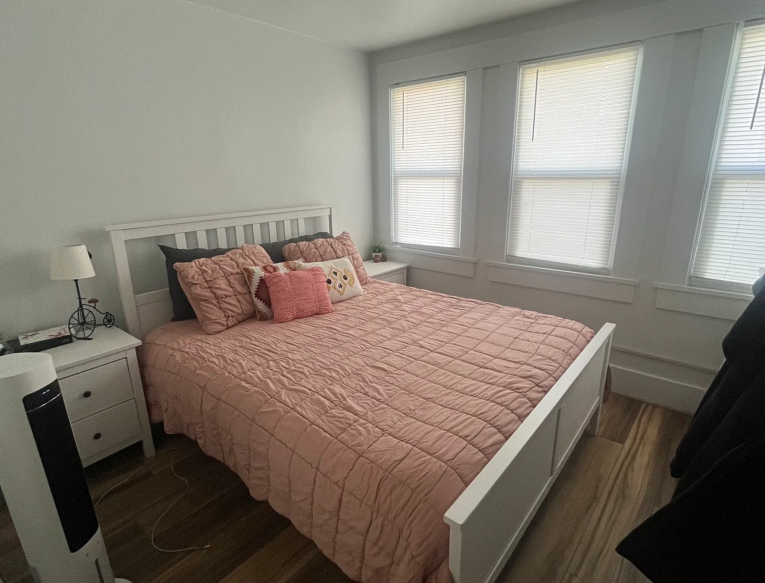 1 bed, 400 sqft, $900 — Photo 3