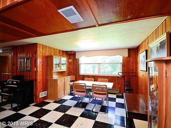 5th image of 1034 Welsh Dr