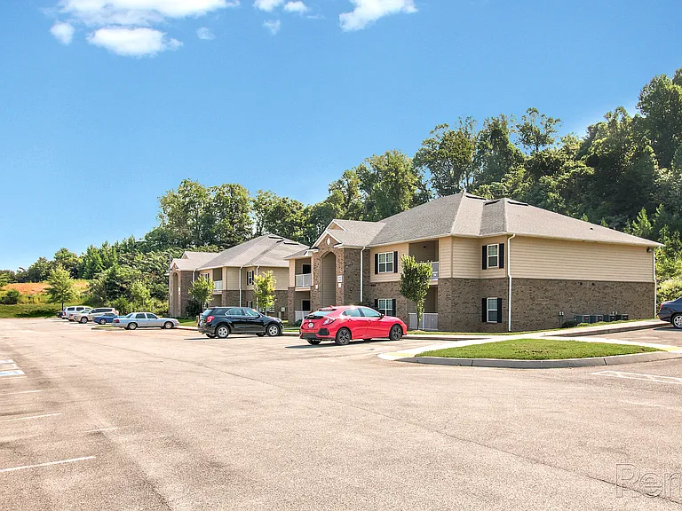 Airway Ridge Apartments — Photo 4