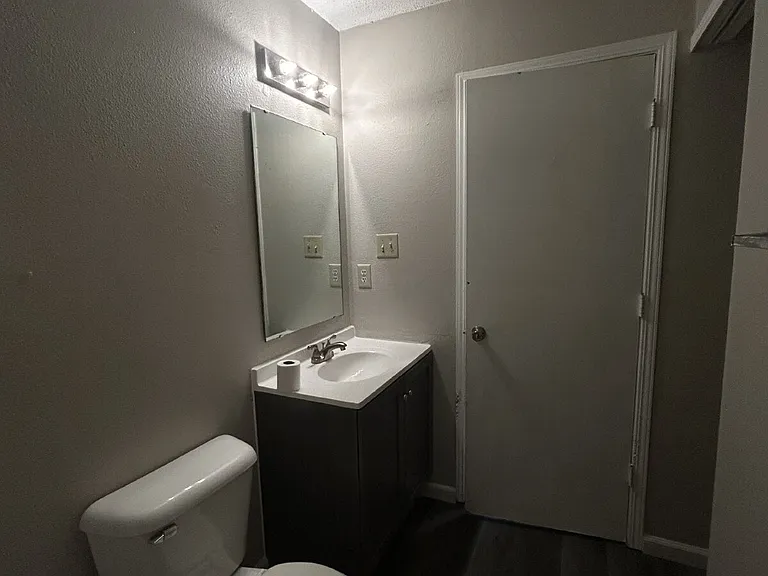2219 Summer Breeze Way — Photo 19
