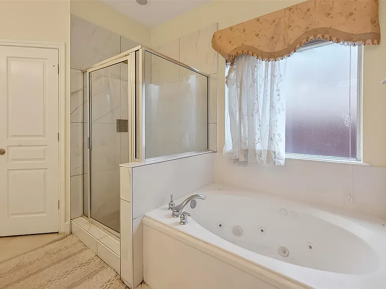 14419 Manorbier Ln — Photo 42