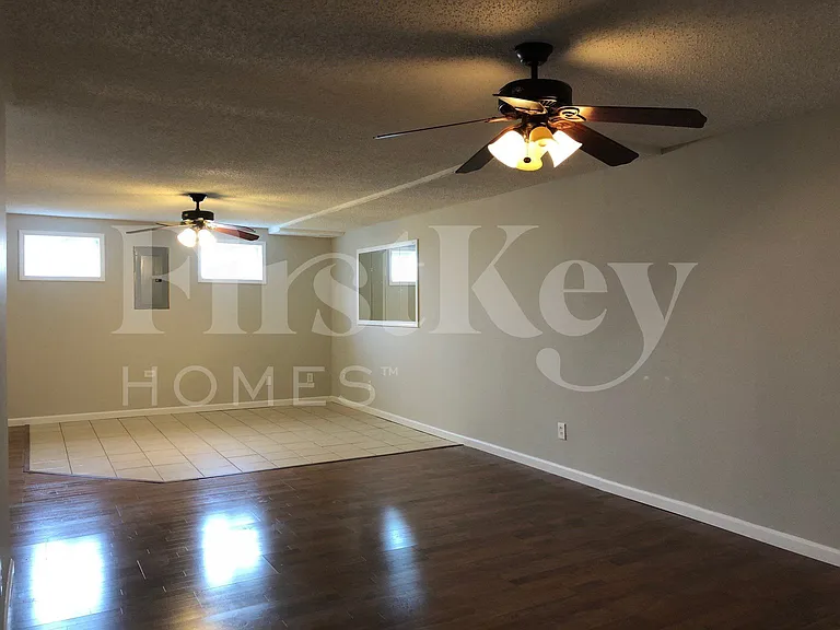1503 Jordan Lee Ct — Photo 30