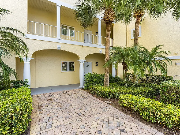 5065 Harmony Cir #106 — Photo 19