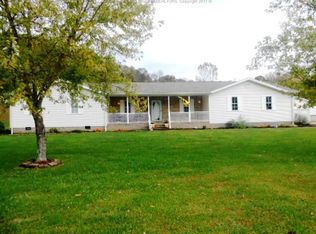 17 Random Rd, Ripley, WV 25271