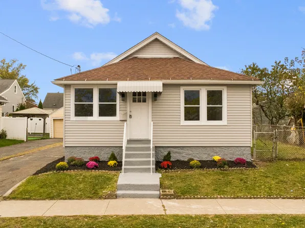 75 Fleet Street, Bridgeport, CT 06606