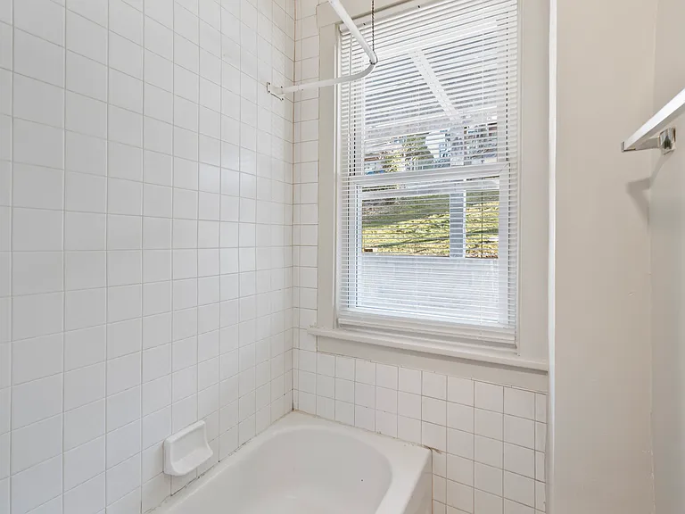 408 Broadway Avenue #1_12_03182025