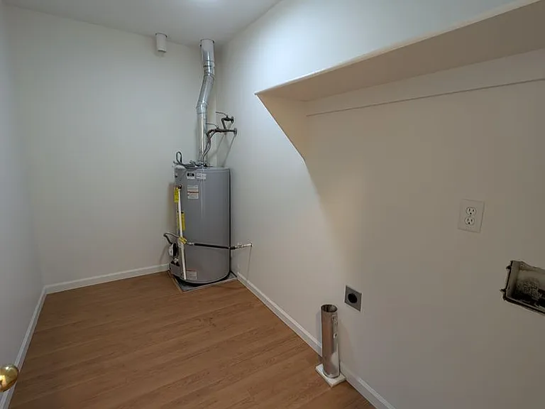 1115 W Park Ave — Photo 12
