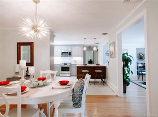 65 Iroquois Rd, West Hartford, CT 06117