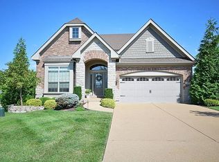 402 Maple Rise Path, Chesterfield, MO 63005