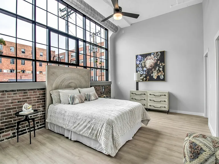 Large Primary Bedroom
