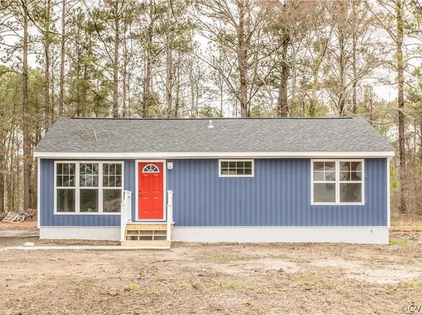 2710 Homestead Dr, Petersburg, VA 23805