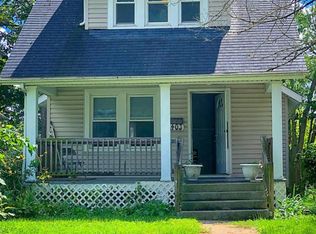 1403 Genessee Ave, Columbus, OH 43211