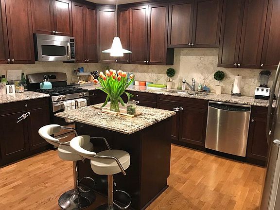 2nd image of 2608 W Diversey Ave APT 302