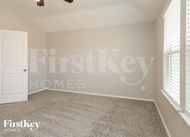 14703 Night Violet Ct — Photo 8