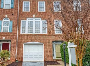 4719 Bideford Sq, Fairfax, VA 22030