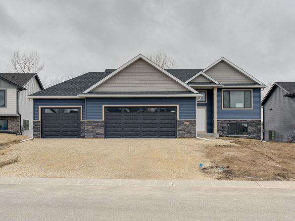 1009 12th Ave NW, Kasson, MN 55944