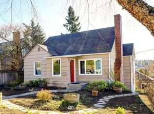 137 NW Bowdoin Pl #1, Seattle, WA 98107