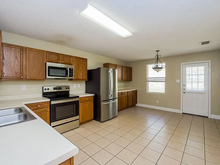 648 Granite Ridge Dr — Photo 7