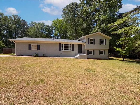 2650 Oxbow Way SW, Marietta, GA 30008