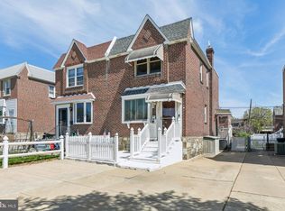 2021 Fuller St, Philadelphia, PA 19152