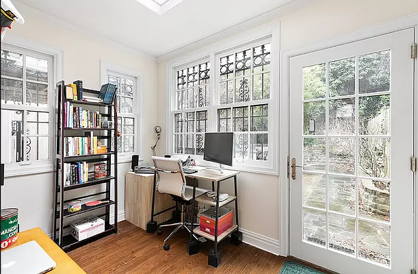 Rented by Compass | media 4