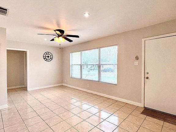 5th image of 1251 Ricks Dr