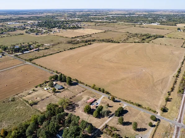 E 750th Rd, Wagoner, OK 74467