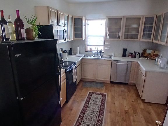 2nd image of 319 W Corona Ave