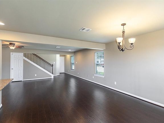 4th image of 15814 Whiteglade Ln