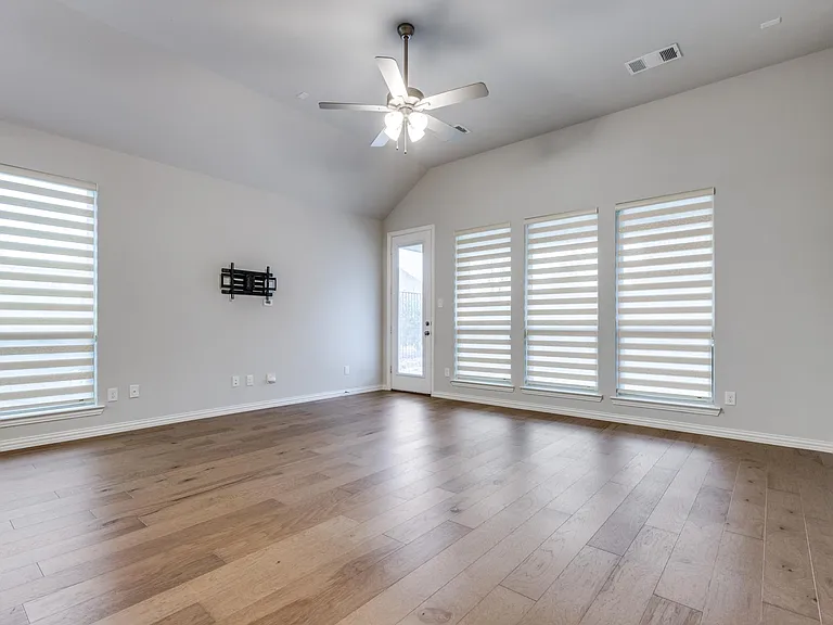 1600 Bird Cherry Ln — Photo 14