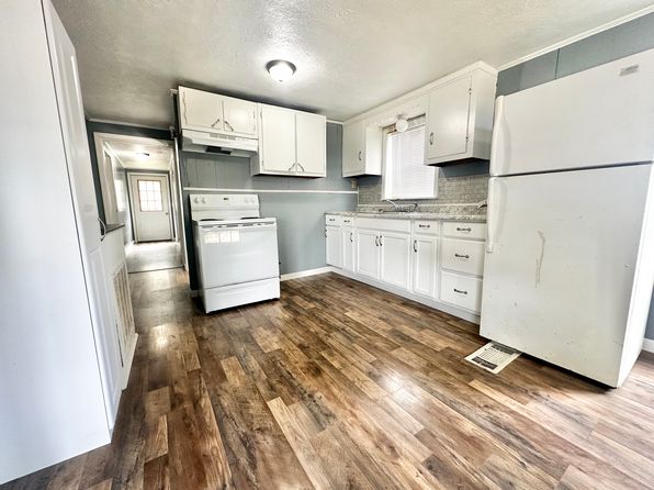 108 Miller Ave APT A, Leesville, LA 71446