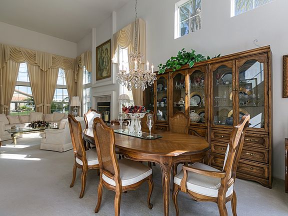 4th image of 5029 Caspian Dr