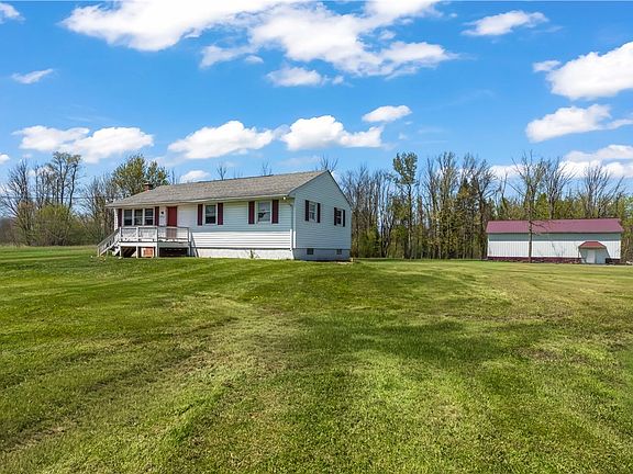 2nd image of 14965 Lakeshore Rd