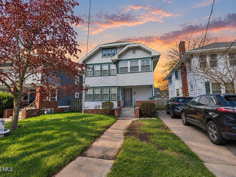 1st image of 3837 Hazelhurst Ave