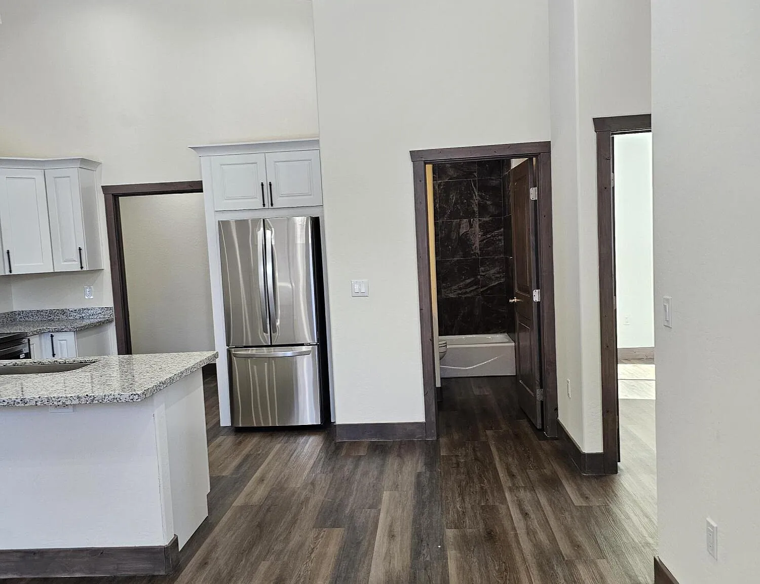 3 bed, 1652 sqft, $2,550 — Photo 3